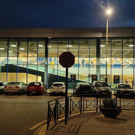 Alojamiento Junto Aeropuerto Valencia A Манісес Екстер'єр фото